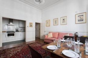 Clanricarde Gardens IIby Onefinestay